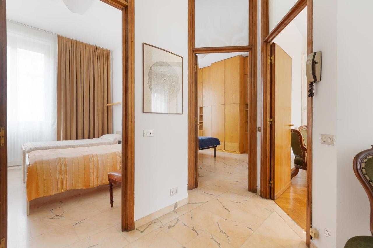 Ca' Stellini - Comoda Casa Indipendente Con Parcheggio Privato Milão Exterior foto