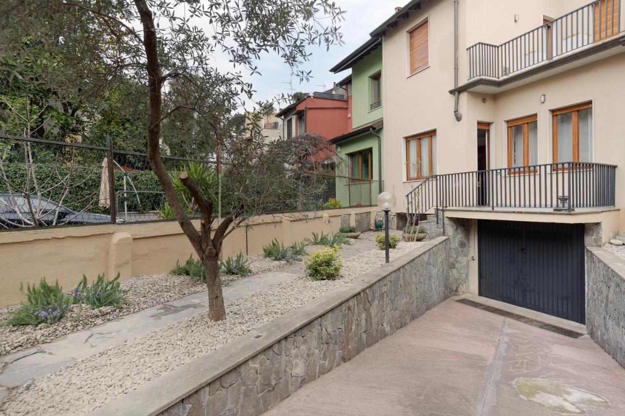 Ca' Stellini - Comoda Casa Indipendente Con Parcheggio Privato Milão Exterior foto