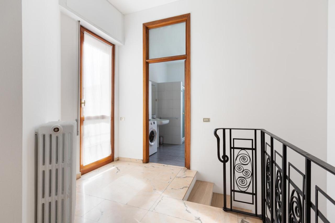 Ca' Stellini - Comoda Casa Indipendente Con Parcheggio Privato Milão Exterior foto