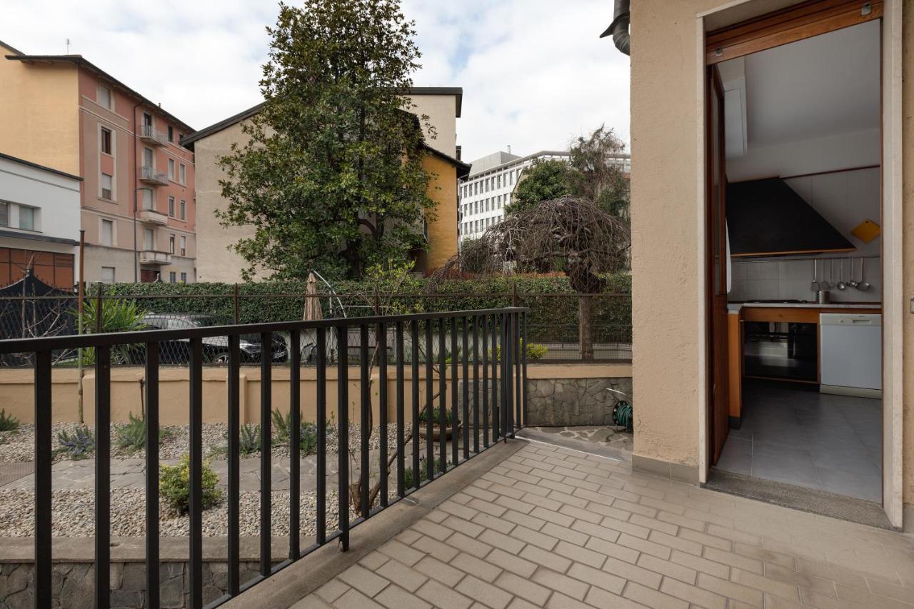 Ca' Stellini - Comoda Casa Indipendente Con Parcheggio Privato Milão Exterior foto